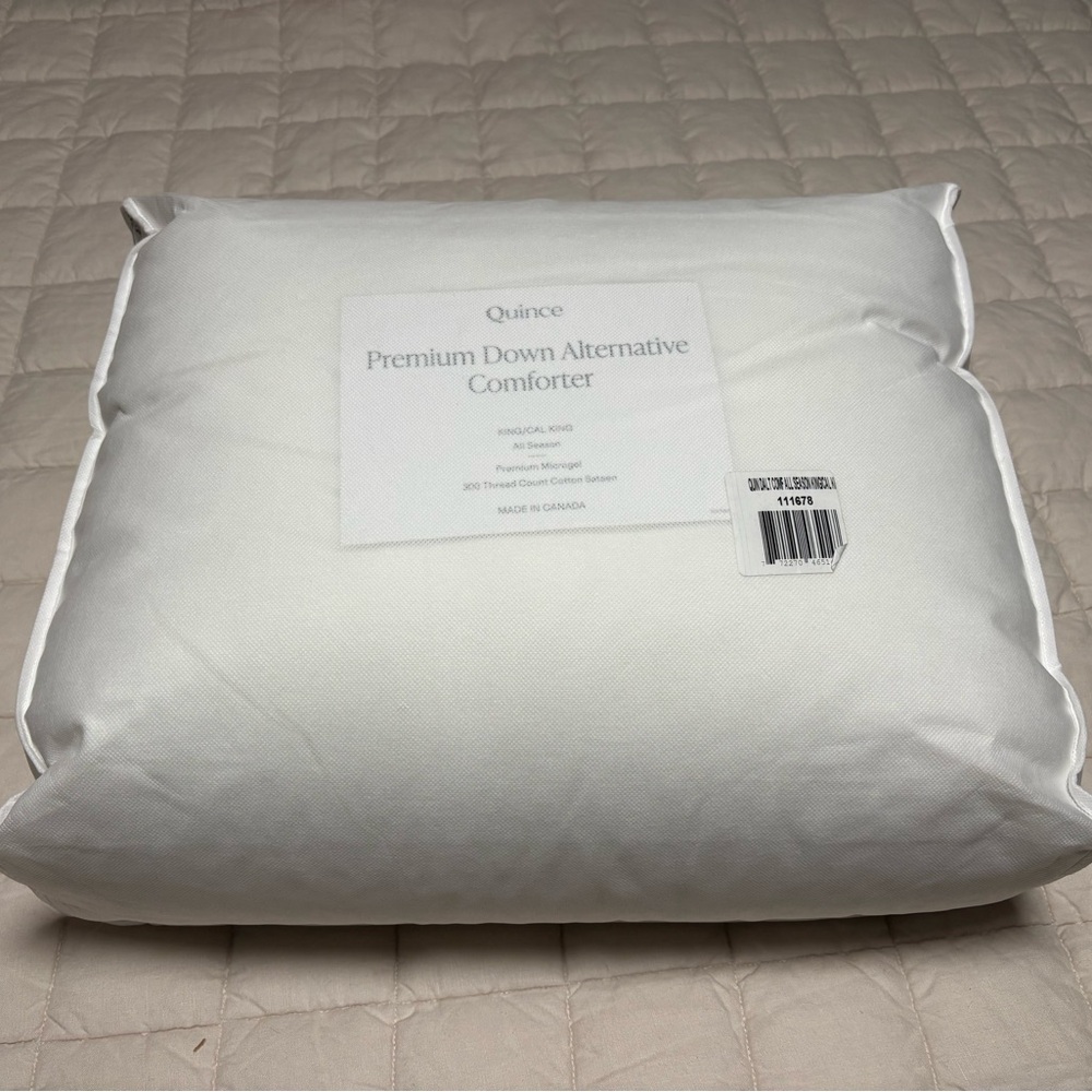 Quince All-Season Premium Down Alternative Comforter - King - Picture 12 of 14